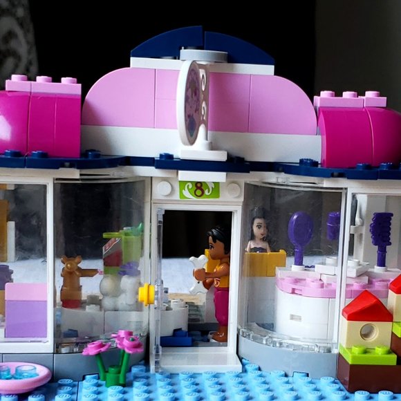 LEGO Friends #41007 ' HEARTLAKE Pet Salon ' EUC Discontinued Complete Set - Picture 10 of 11